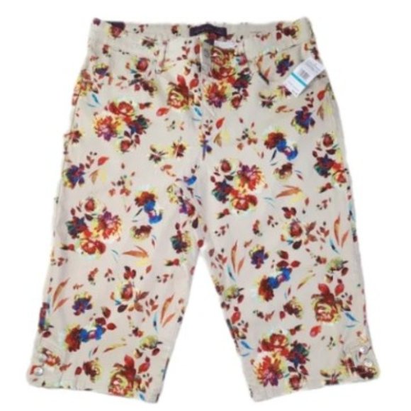 Gloria Vanderbilt Pants - Gloria Vanderbilt Women's Kaia Midrise Skimmer Short-Stonewood Summer Garden-NWT